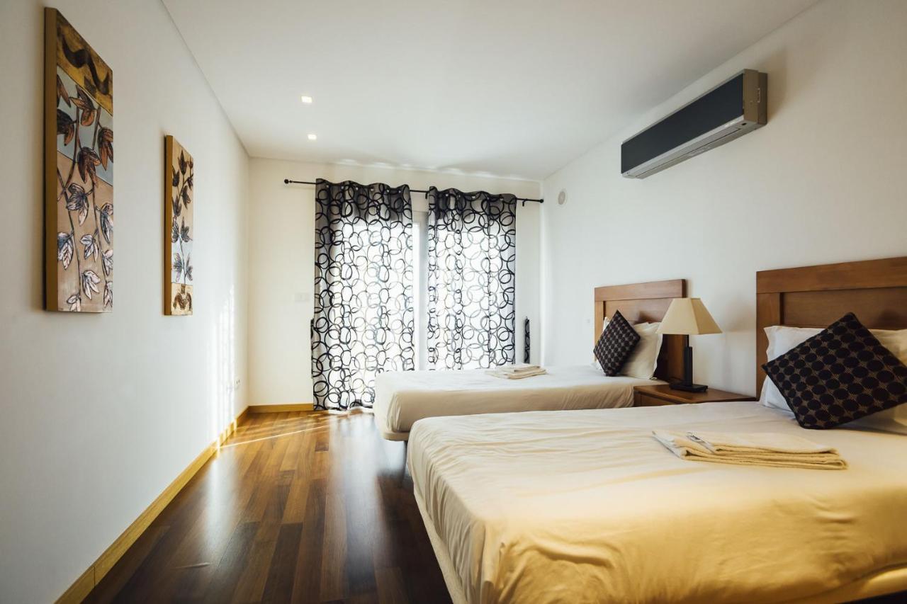 Baia Residence 2 - Holiday Apartments - By Sch 상 마르티뇨 두 포르투 외부 사진