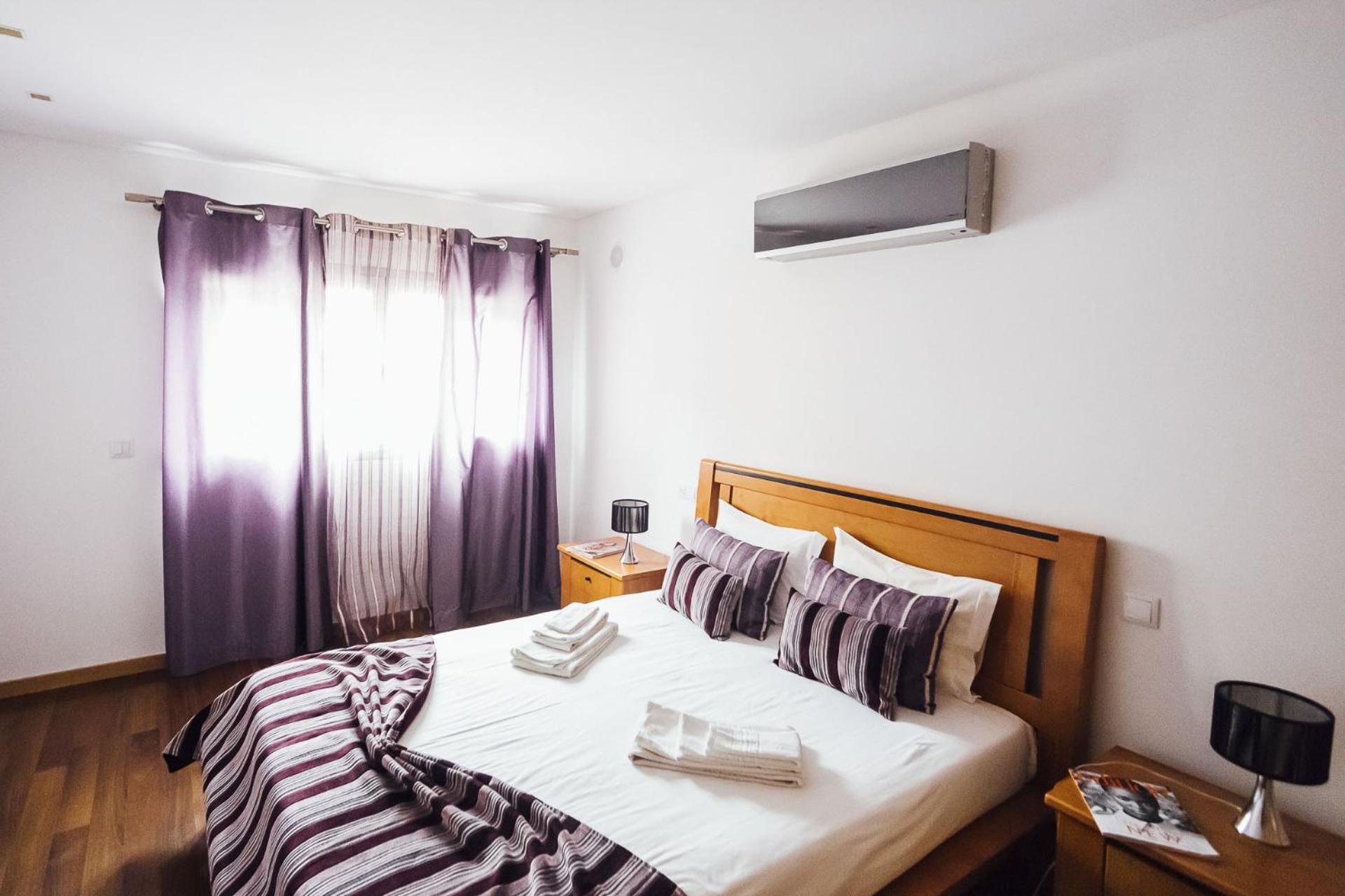 Baia Residence 2 - Holiday Apartments - By Sch 상 마르티뇨 두 포르투 외부 사진