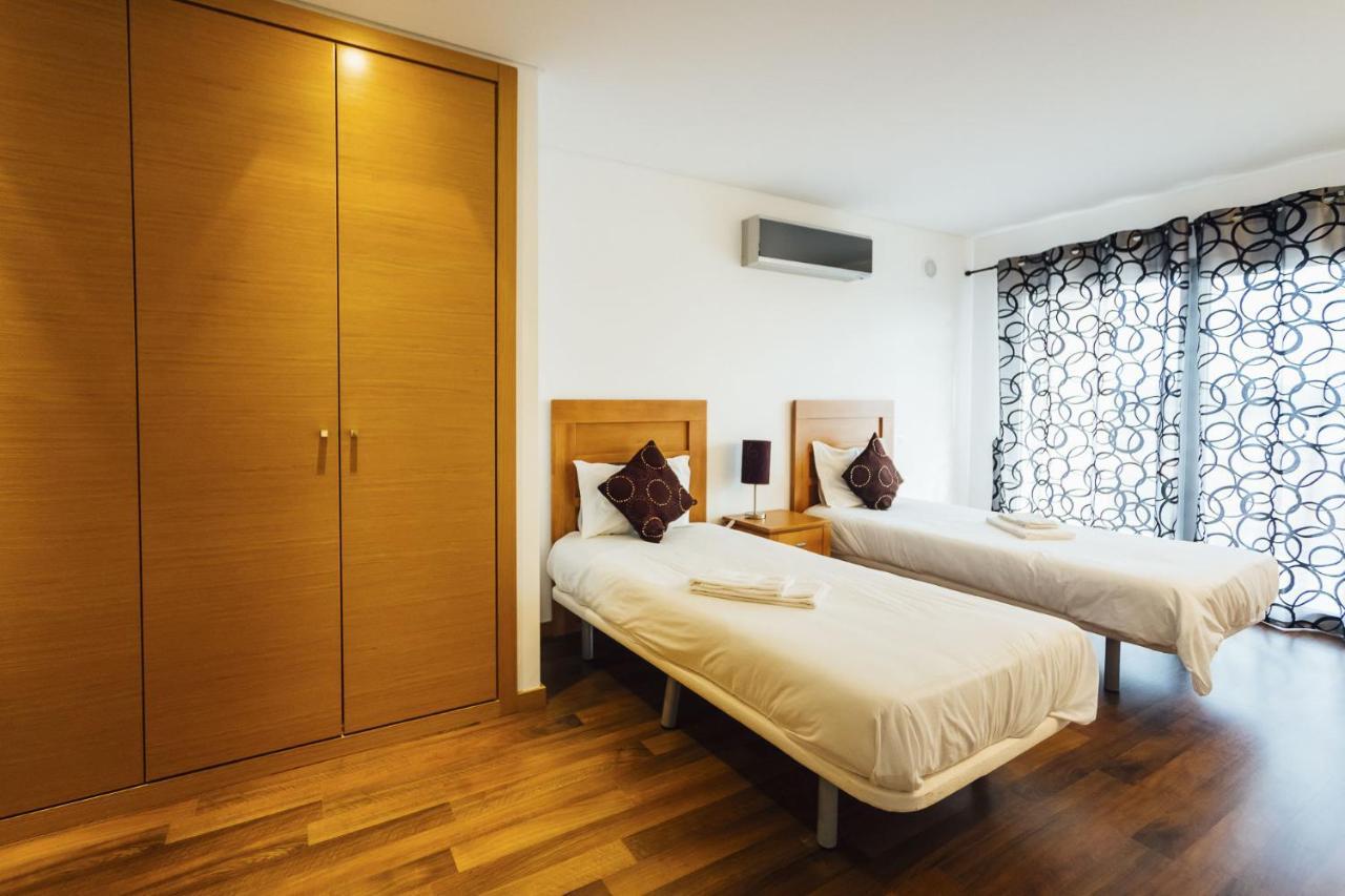 Baia Residence 2 - Holiday Apartments - By Sch 상 마르티뇨 두 포르투 외부 사진